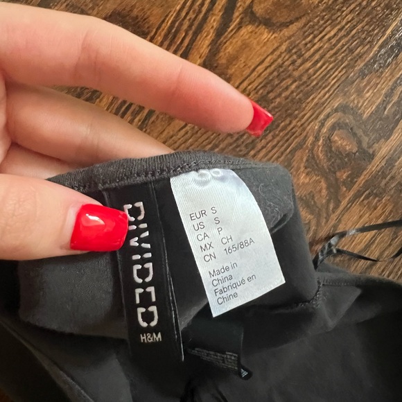 H&M halter top - Picture 3 of 3